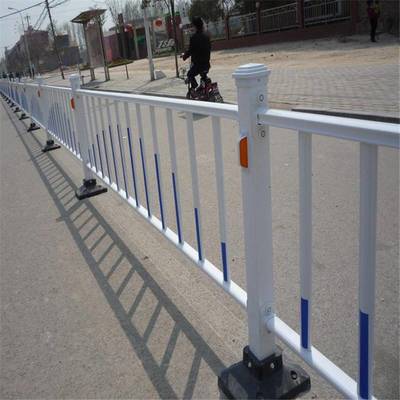 1.2米市政道路护栏 隔断护栏 人行道路防护网